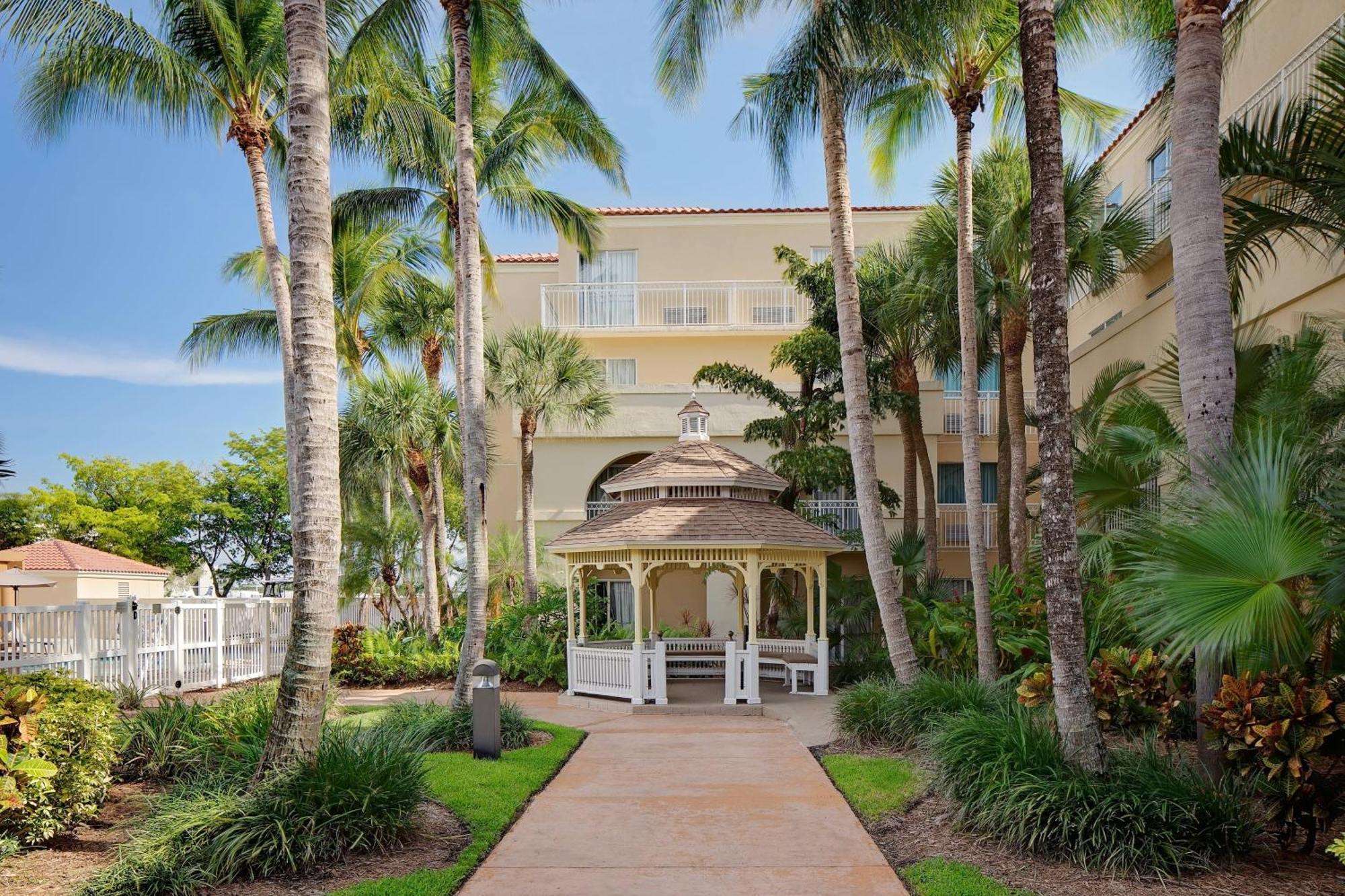 Hotel Courtyard By Marriott Fort Lauderdale North/Cypress Creek Extérieur photo