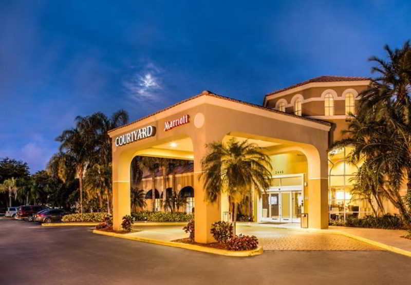 Hotel Courtyard By Marriott Fort Lauderdale North/Cypress Creek Extérieur photo